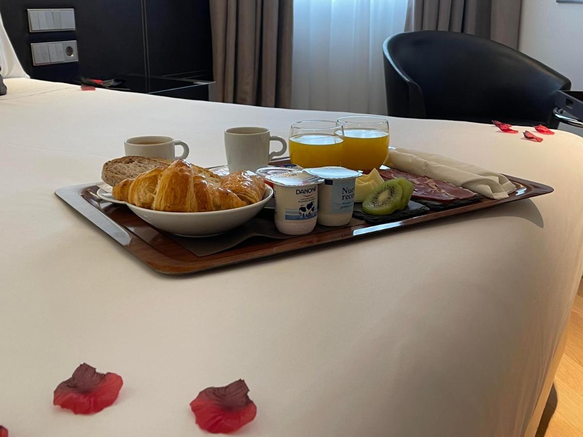 Hotel Inffinit Віго Екстер'єр фото