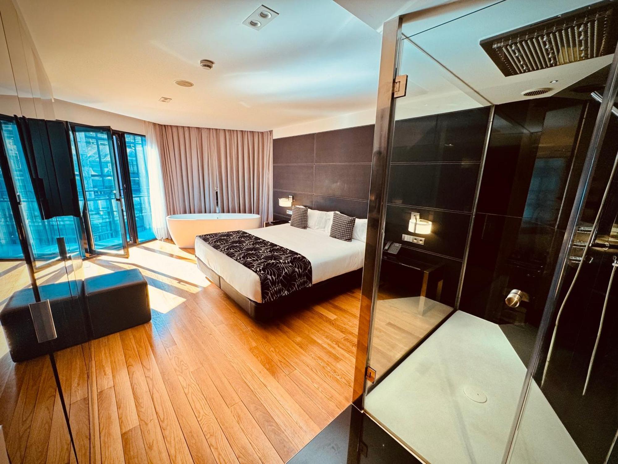 Hotel Inffinit Віго Екстер'єр фото