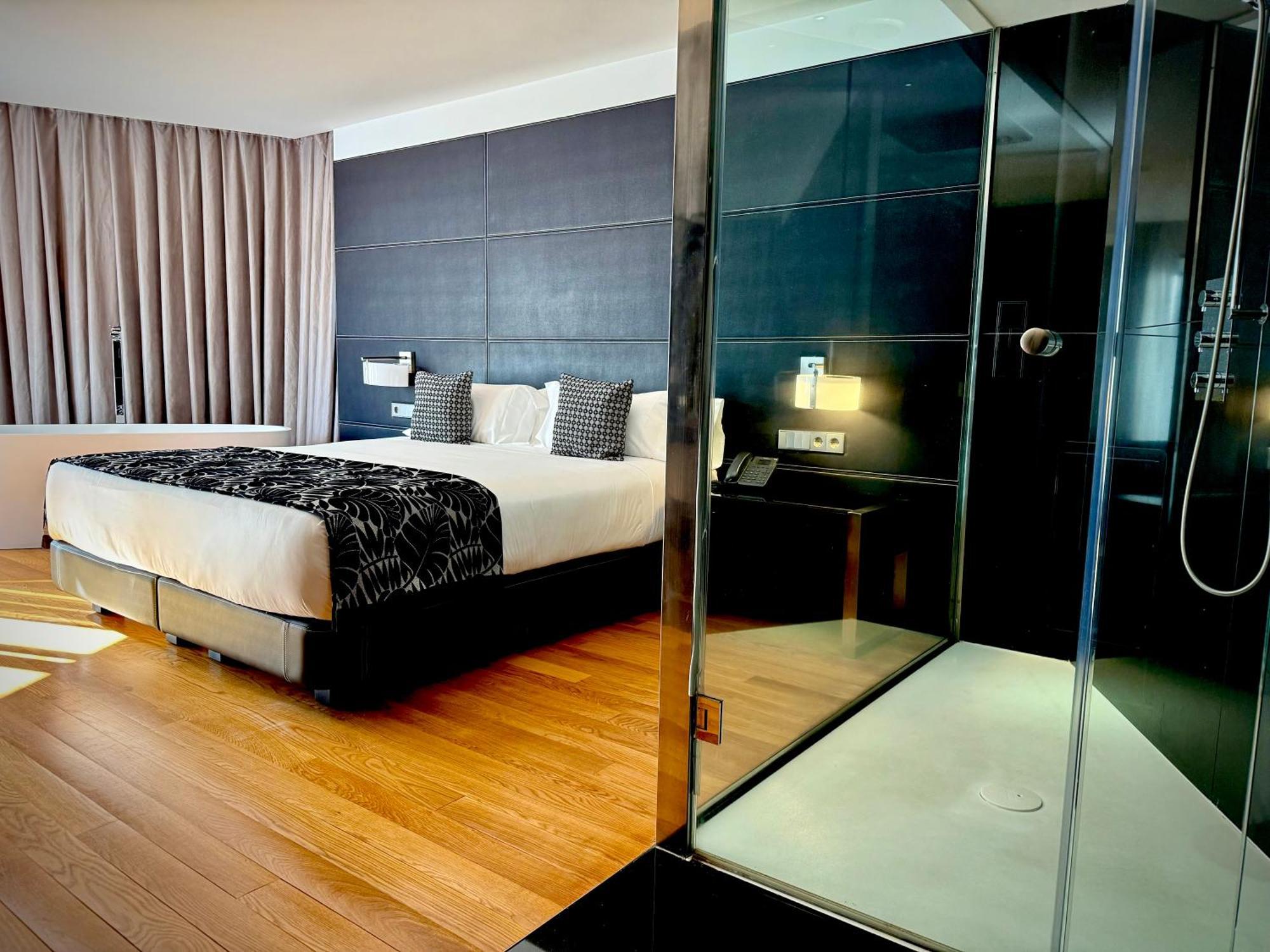Hotel Inffinit Віго Екстер'єр фото